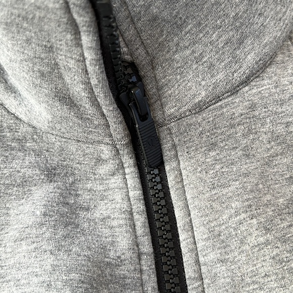 Lululemon cropped jacket - Picture 4 of 4